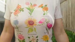 Getting Wet in the Backyard and Getting Topless for my Neighbors to See - porn video